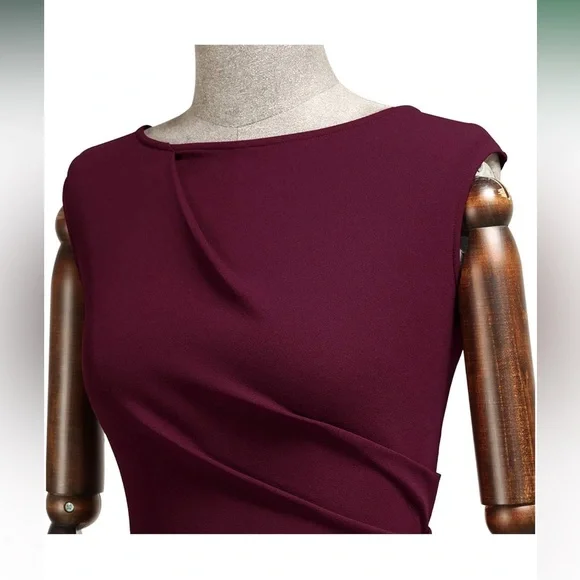 Burgundy Sleeveless Dress - Medium - Picture 6 of 7